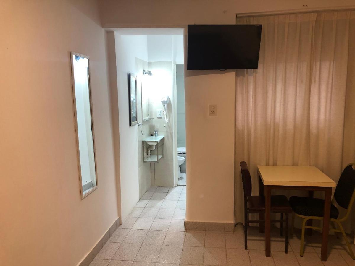 Hotel San Carlos ブエノスアイレス エクステリア 写真