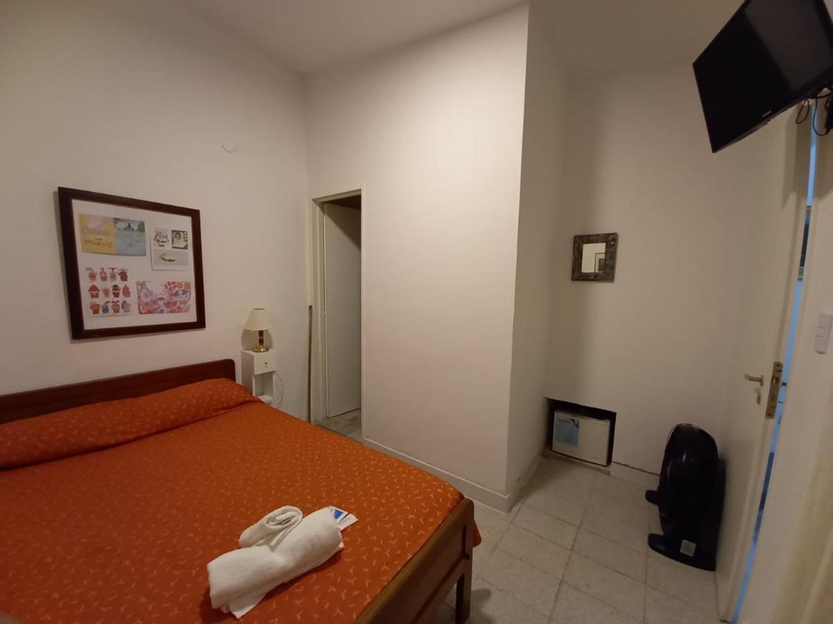 Hotel San Carlos ブエノスアイレス エクステリア 写真