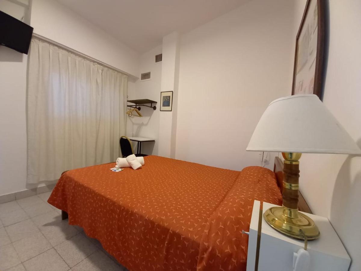 Hotel San Carlos ブエノスアイレス エクステリア 写真