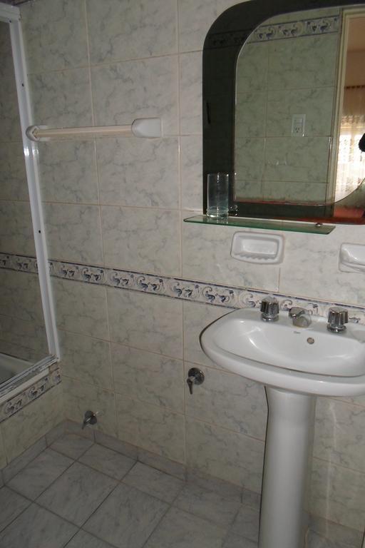 Hotel San Carlos ブエノスアイレス 部屋 写真